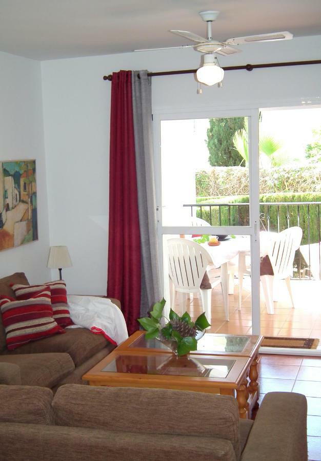 Apartamento Nerja Playa Burriana Luaran gambar
